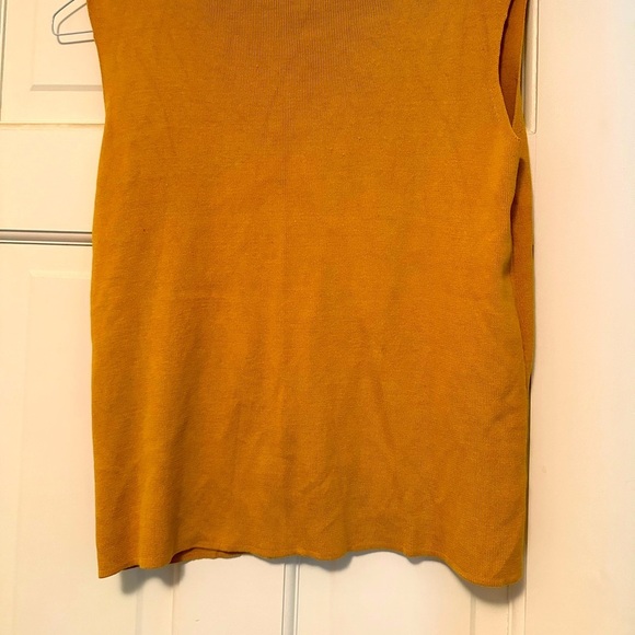 Coldwater Creek Tops - Women sleeveless shell coldwater Creek sized